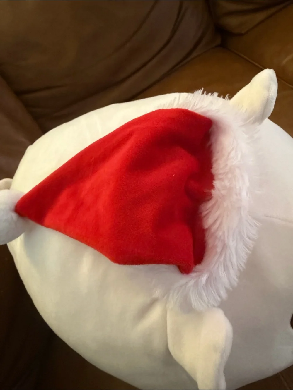 Bun Bun Stackable White Polar Bear with Santa Hat Red